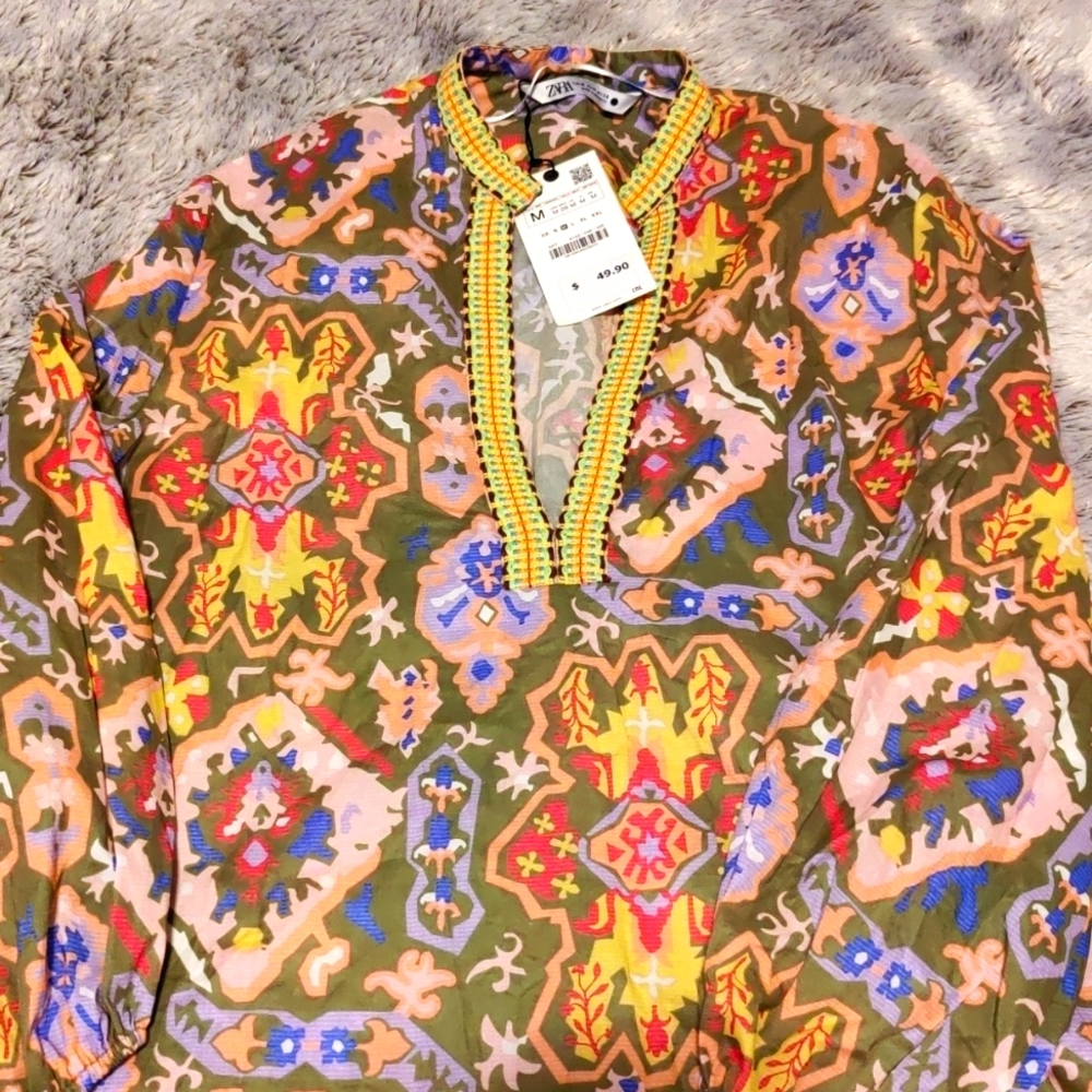 Patterned Zara Top - Picture 3 of 4